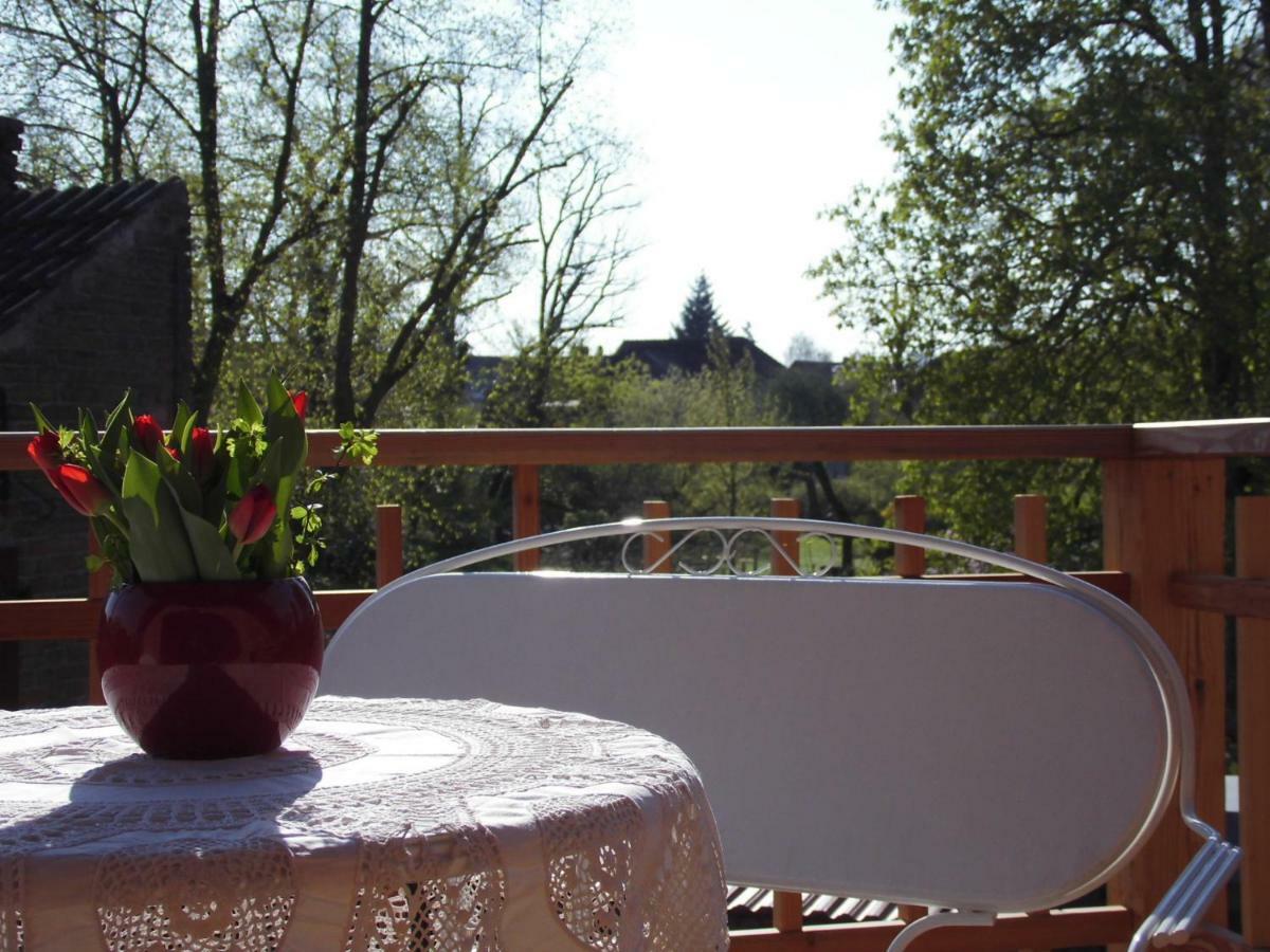 Schlossparkferienwohnungen Rheinsberg Mit Garten Exterior foto